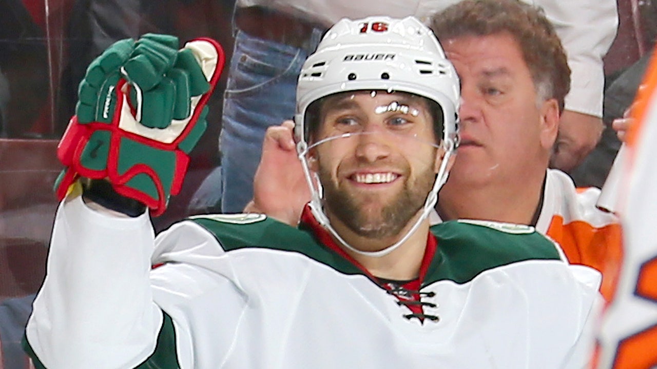 Zucker's late goal lifts Wild to 3-2 win over Flyers